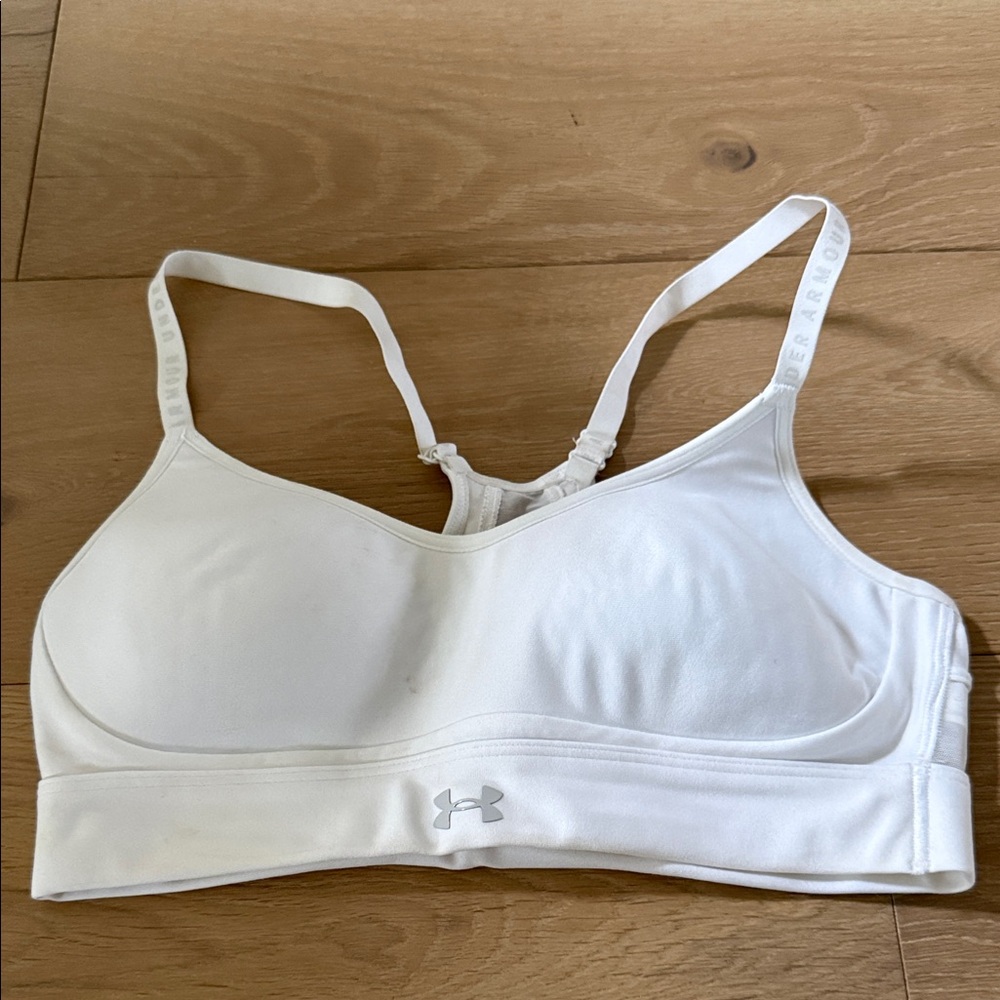 Under Armour Women's Cream Sports Bra